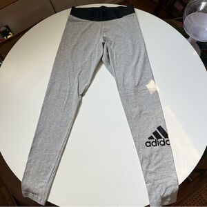 XS adidas leggings